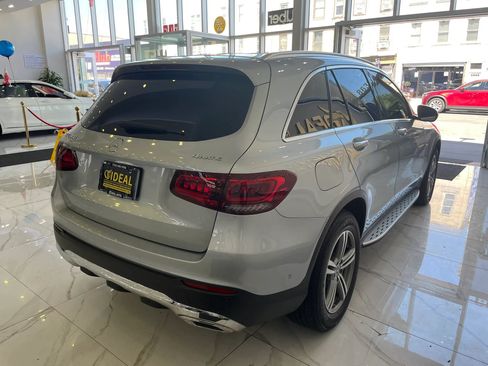 Used 2021 Mercedes-Benz GLC 300 4MATIC image 7