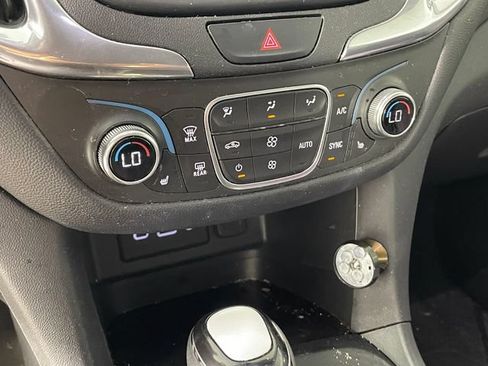 Certified 2020 Chevrolet Equinox LT AWD/4WD image 8