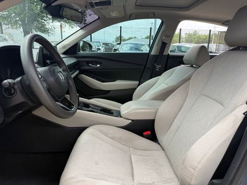 Used 2024 Honda Accord EX image 9