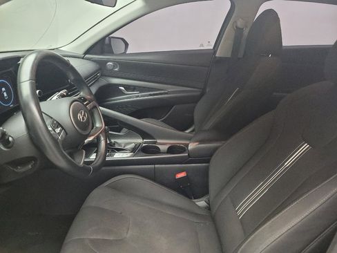 Used 2021 Hyundai Elantra SEL w/ Convenience Package FWD image 17