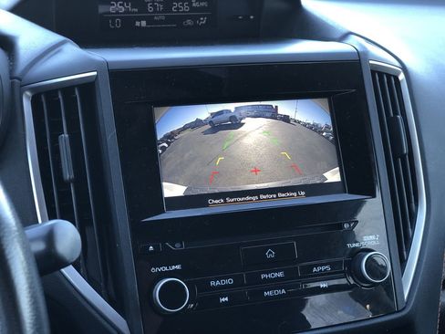 Used 2022 Subaru Crosstrek 2.0i Premium w/ Moonroof Package image 20