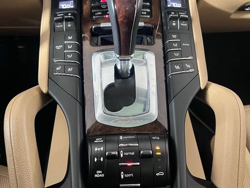 Used 2014 Porsche Cayenne Diesel image 38