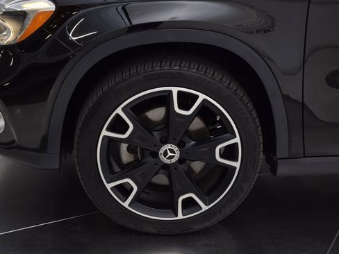 Used 2019 Mercedes-Benz GLA 250 image 12