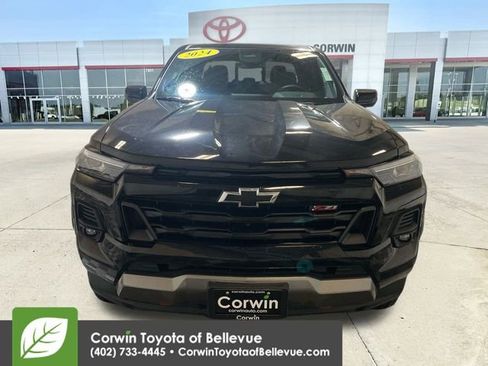 Used 2024 Chevrolet Colorado Z71 image 3