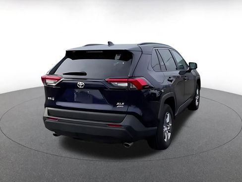 Used 2025 Toyota RAV4 XLE image 15