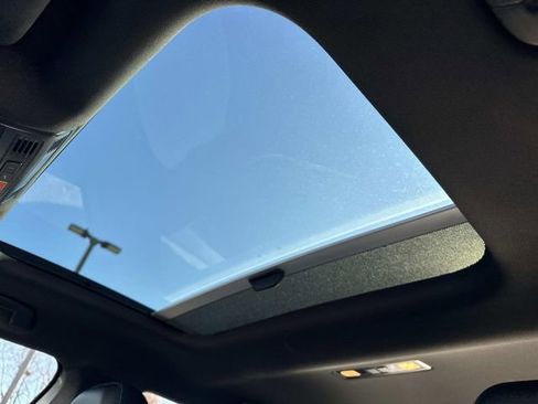 Used 2021 Volkswagen Jetta R-Line w/ R-Line Cold Weather Package image 16