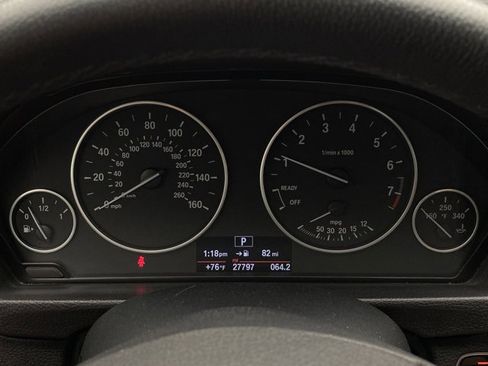 Used 2017 BMW 320i xDrive Sedan image 13