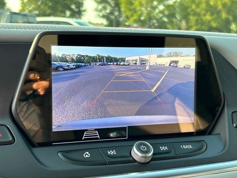 Used 2021 Chevrolet Blazer LT FWD image 23