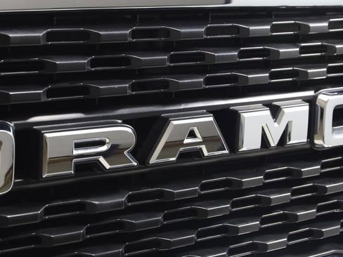 Used 2024 RAM 2500 Big Horn w/ Bed Utility Group image 14