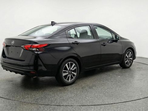 Used 2025 Nissan Versa SV FWD image 9