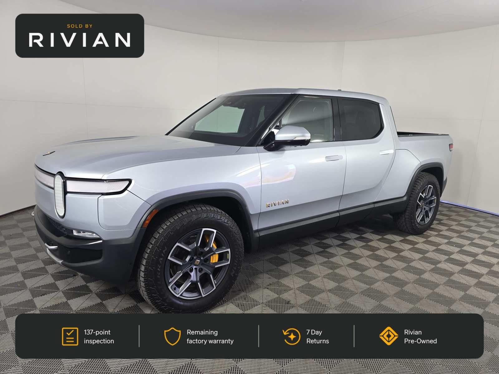 Used 2022 Rivian R1T Launch Edition AWD/4WD image 1