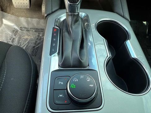 Used 2021 Chevrolet Blazer LT image 34