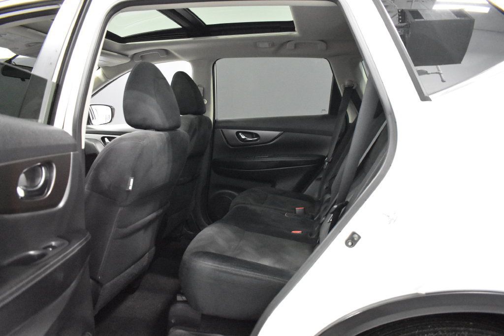 Used 2014 Nissan Rogue SV w/ SV Premium Package FWD image 33