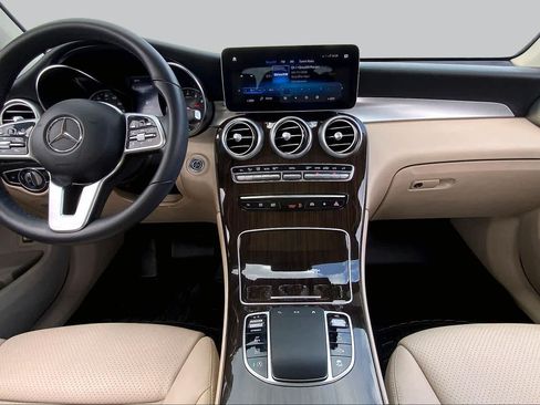 Used 2022 Mercedes-Benz GLC 300 image 15