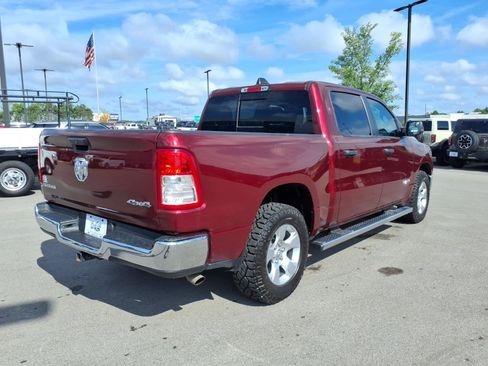 Used 2024 RAM 1500 Big Horn AWD/4WD image 3