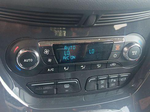 Used 2013 Ford Escape Titanium w/ Parking Technology Pkg FWD image 16
