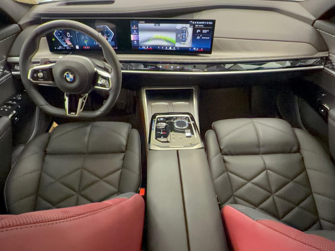 Used 2025 BMW 740i w/ Premium Package RWD image 17