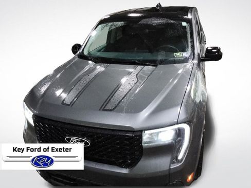 Used 2025 Ford Maverick Lariat w/ Black Appearance Package AWD/4WD image 8
