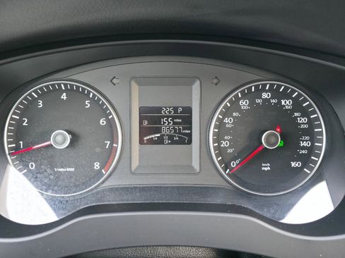 Used 2014 Volkswagen Jetta SE image 25