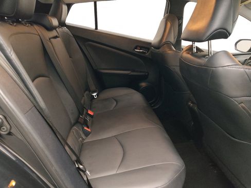 Used 2021 Toyota Prius XLE image 19