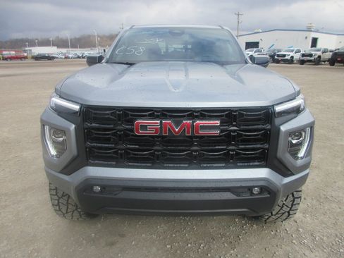 New 2026 GMC Canyon Elevation w/ Convenience Package image 11