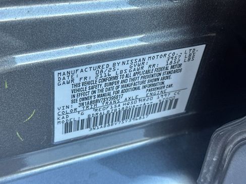 Used 2025 Nissan Sentra S image 53