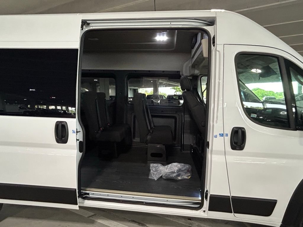 Used 2023 RAM ProMaster 2500 FWD image 24