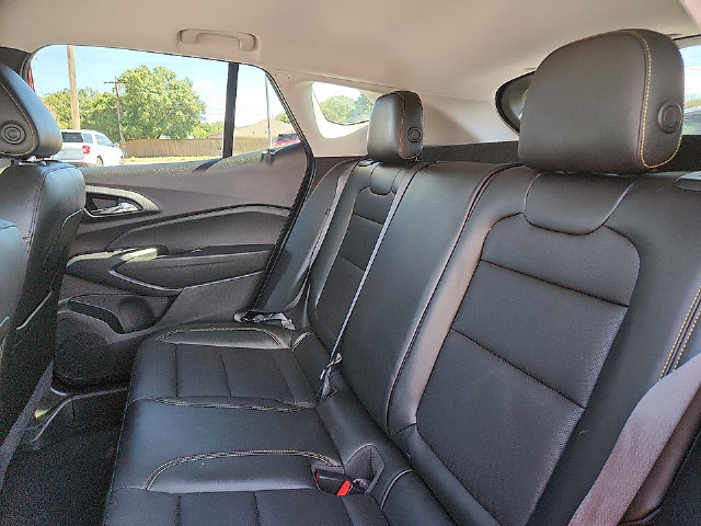 Used 2024 Chevrolet Trax ACTIV w/ Sunroof Package FWD image 11