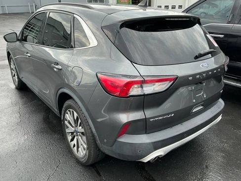Used 2021 Ford Escape Titanium FWD image 7
