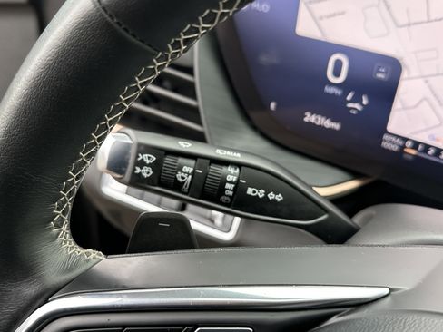 Certified 2025 Buick Envision Sport Touring image 19