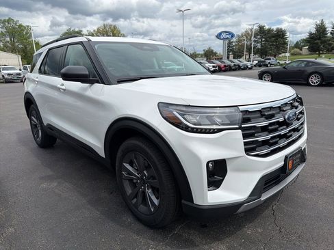New 2026 Ford Explorer Active AWD/4WD image 6