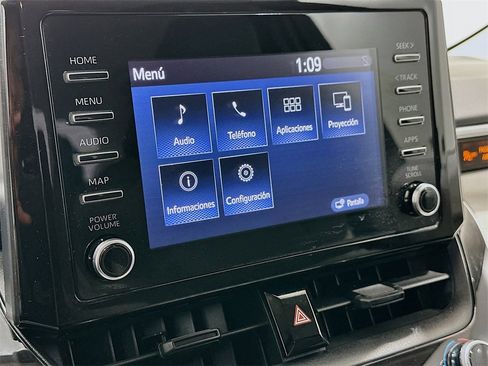 Used 2020 Toyota Corolla L image 14