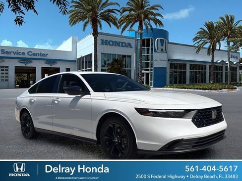 Certified 2025 Honda Accord SE image 1