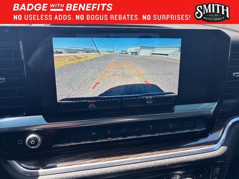 Used 2022 GMC Sierra 1500 Elevation AWD/4WD image 16