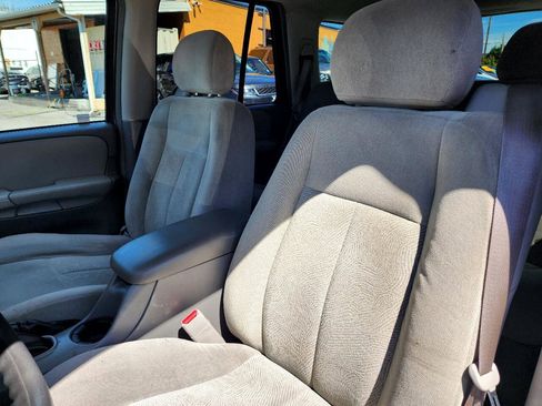 Used 2005 Chevrolet TrailBlazer LS w/ LS Preferred Equipment Group image 16