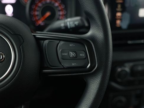 New 2026 Jeep Gladiator Sport AWD/4WD image 18