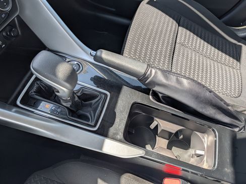 Used 2024 Mitsubishi Eclipse Cross AWD image 33