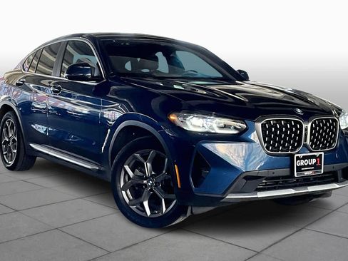 Used 2024 BMW X4 xDrive30i image 3