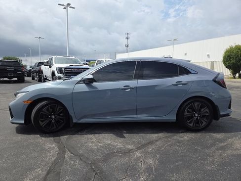 Used 2019 Honda Civic EX image 12