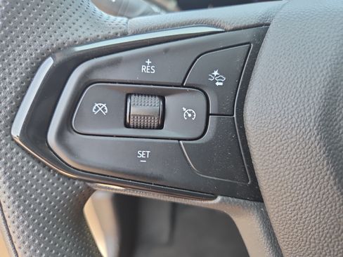 Used 2026 Chevrolet Trax LT FWD image 30