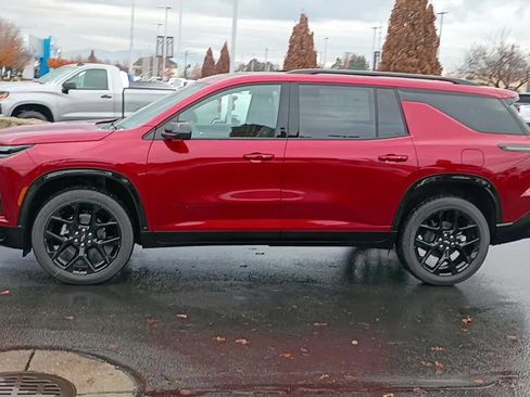 New 2026 Chevrolet Traverse RS image 5