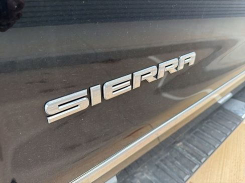 Used 2018 GMC Sierra 1500 SLT AWD/4WD image 10