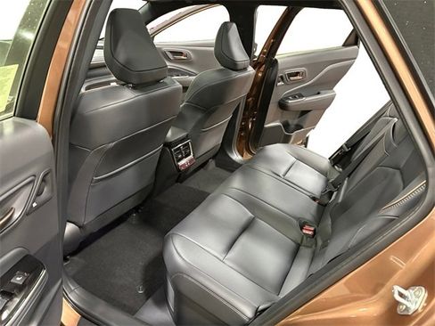 New 2025 Toyota Crown Signia image 10