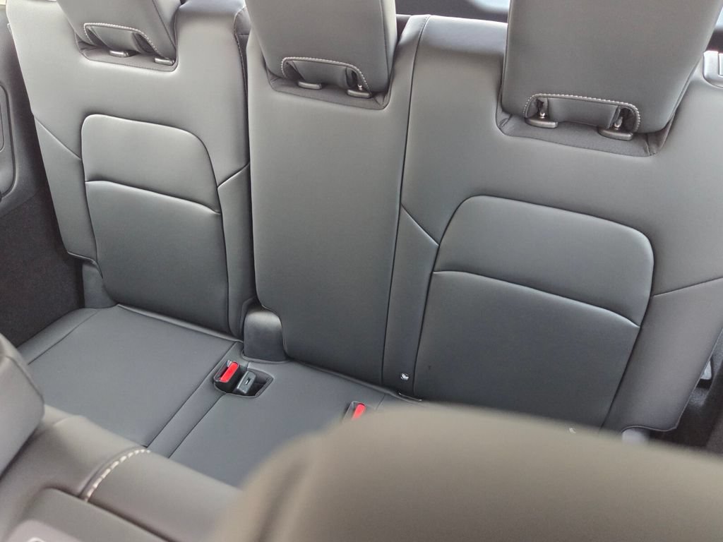 New 2026 Nissan Pathfinder SL w/ Cargo Package FWD image 6