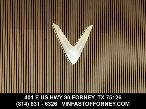 Used 2020 Honda Civic Touring image 4