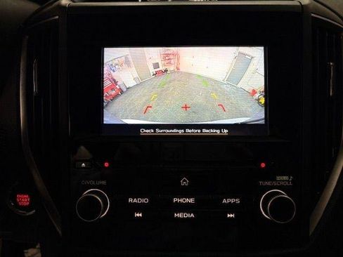 Used 2020 Subaru Forester Premium image 17