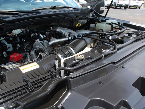 Used 2024 Ford F250 XLT image 16