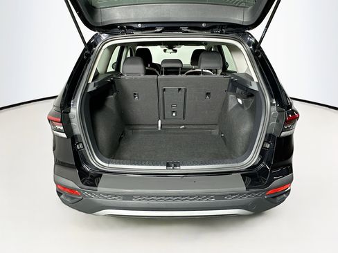 Used 2025 Volkswagen Taos S image 28