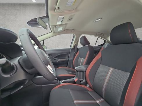 New 2025 Nissan Versa SR image 19