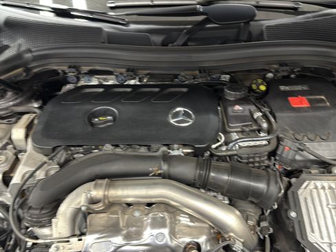 Certified 2025 Mercedes-Benz GLA 250 image 31
